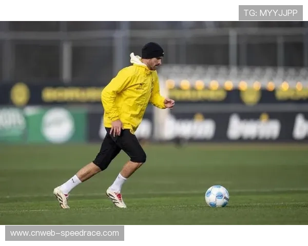 多特蒙德前锋马内肌肉受伤，预计缺阵4至6周